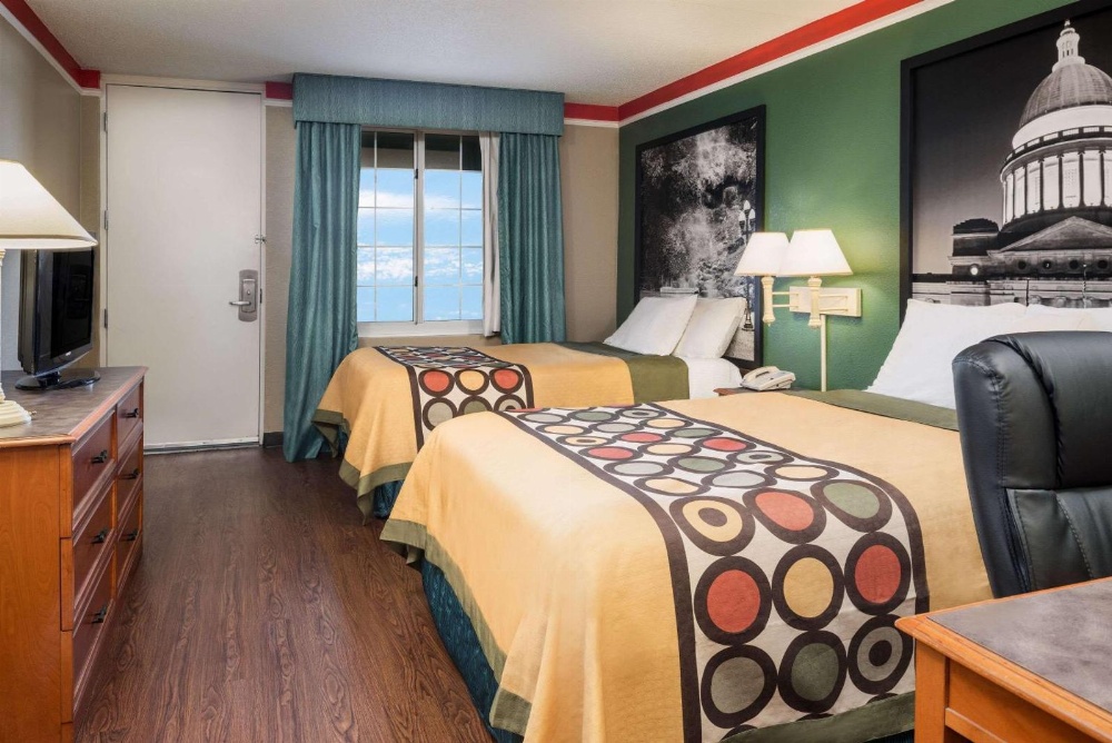 Super 8 by Wyndham Little Rock/Otter Creek