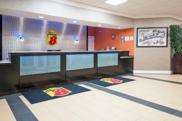 Super 8 by Wyndham Little Rock/Otter Creek image 9